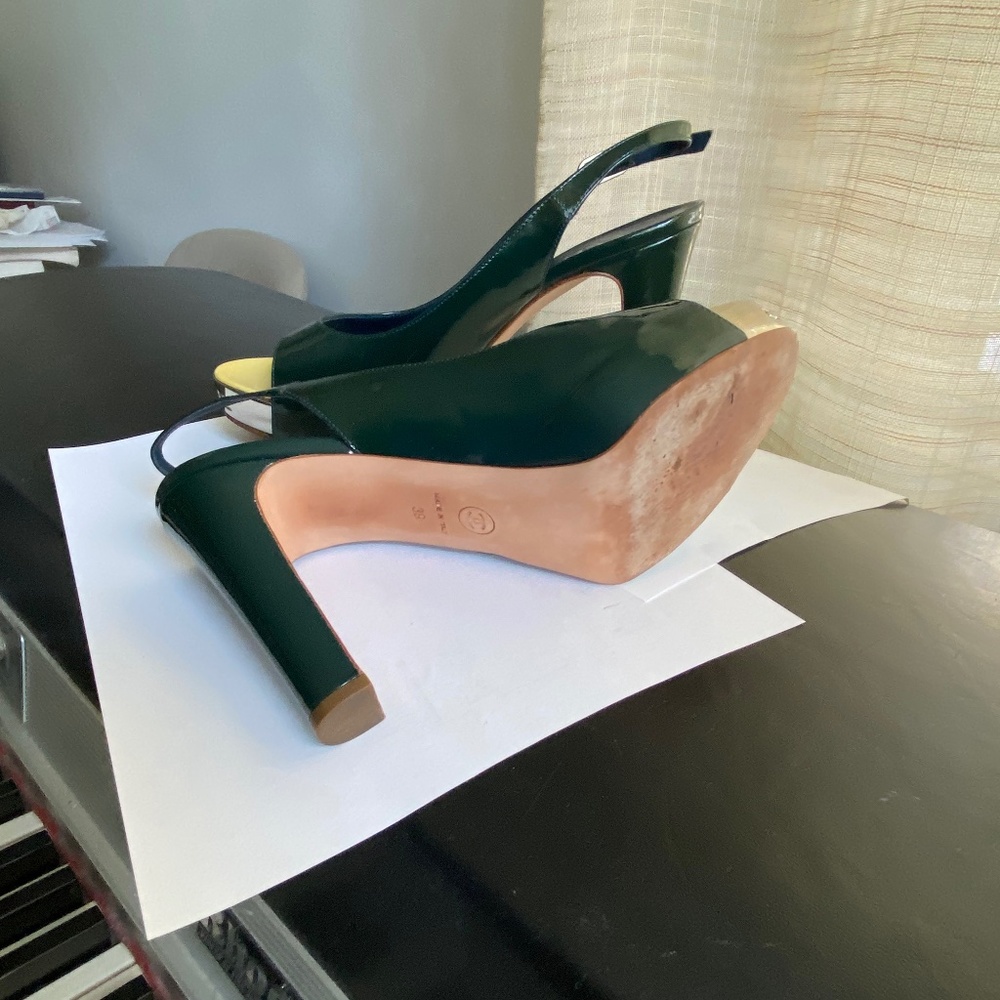 Chanel blue green patent leather heels platforms 39-8.5 mules slingbacks sandals - Picture 8 of 8